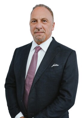 Staff member George Rakowski from ID_489823ac1aa8