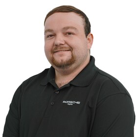 Staff member Jason Mediavilla from ID_da82e839e040