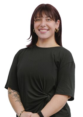 Staff member Danielle Greenberg from ID_1ecb5118e506