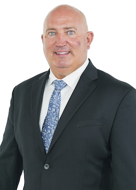 Staff member Vincent Stephens from ID_da82e839e040