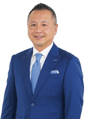Staff member Daniel Kao from ID_1ecb5118e506