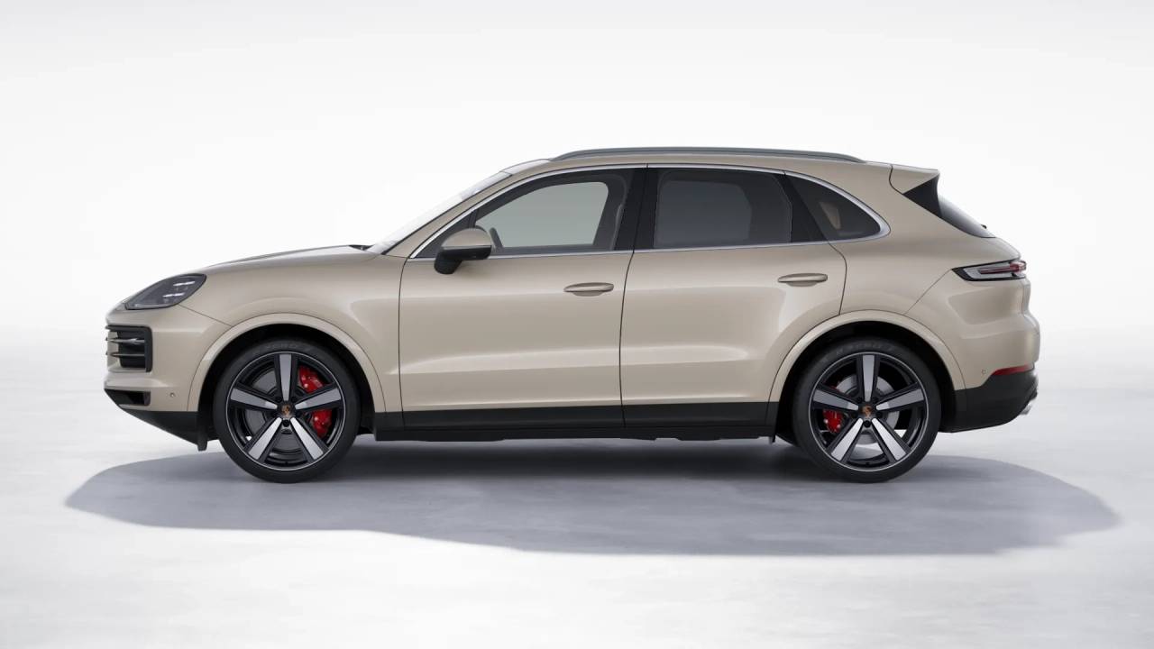 2026 Porsche Cayenne S photo 2