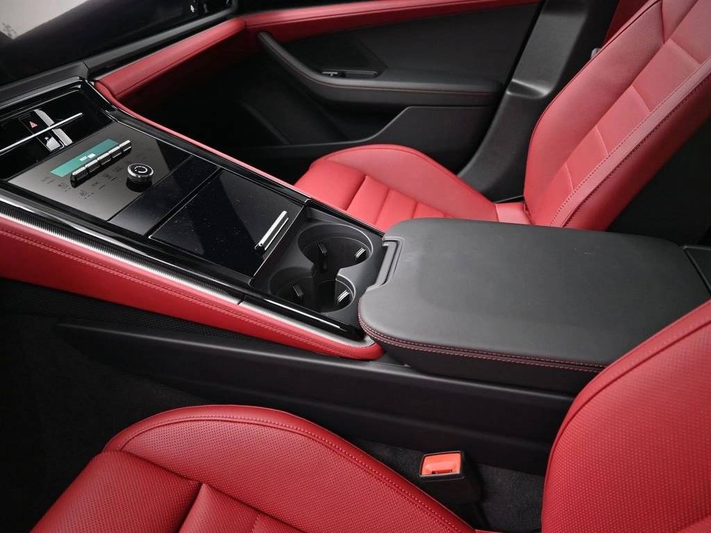 2026 Porsche Panamera Base - Photo 23