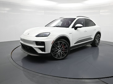 2025 Porsche Macan Electric Turbo SUV
