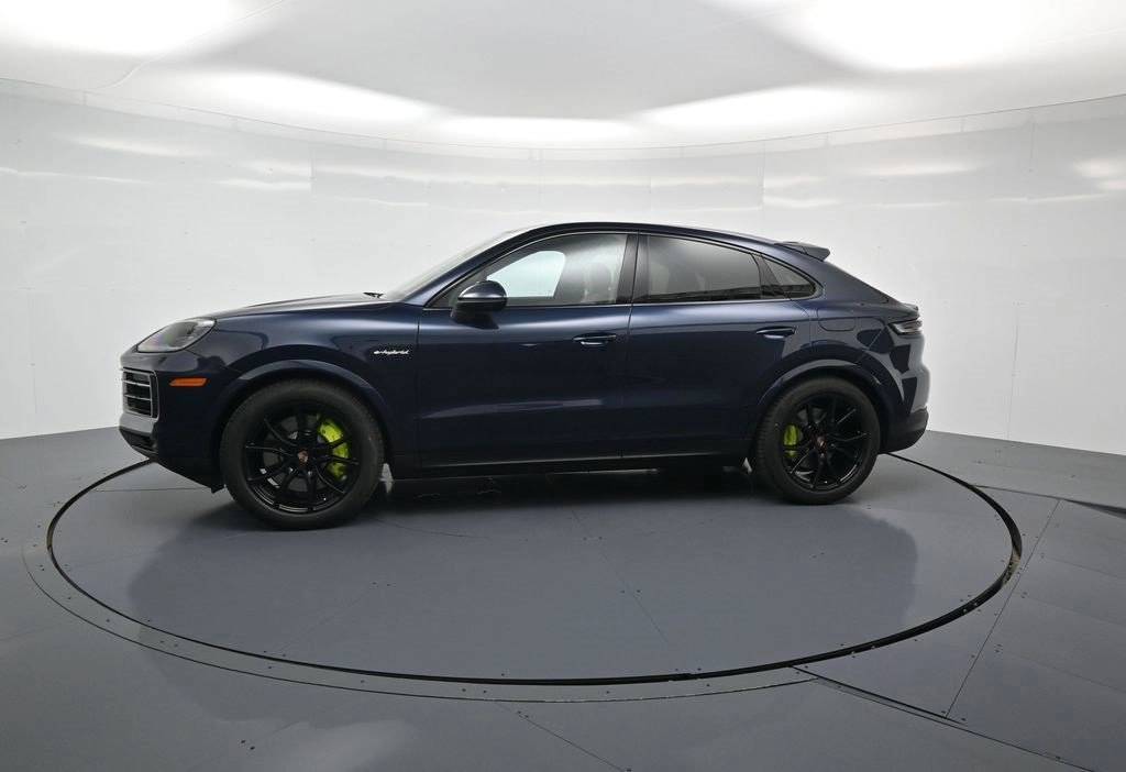 2026 Porsche Cayenne S E-Hybrid Coupe photo 2
