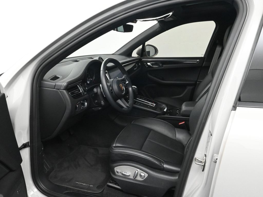 Used 2022 Porsche Macan SUV