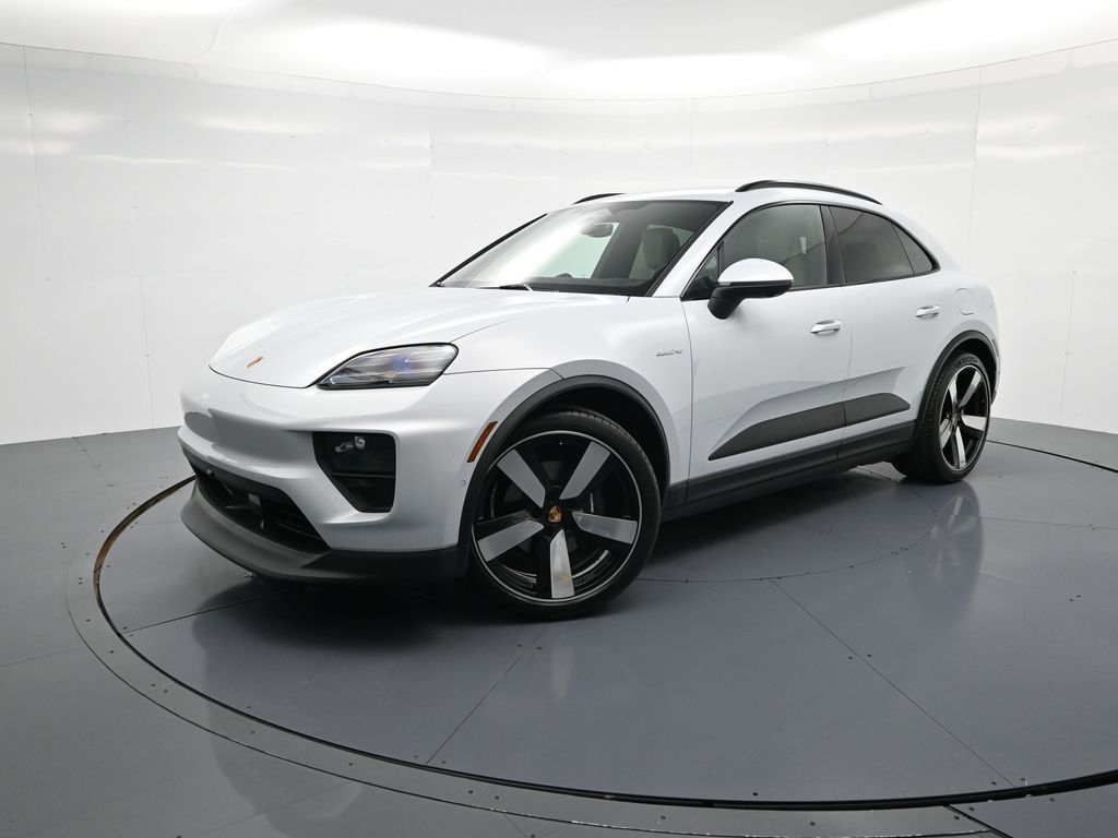 2026 Porsche Macan