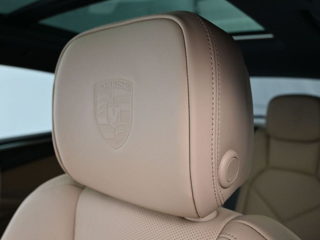 2026 Porsche Macan Base - Photo 20