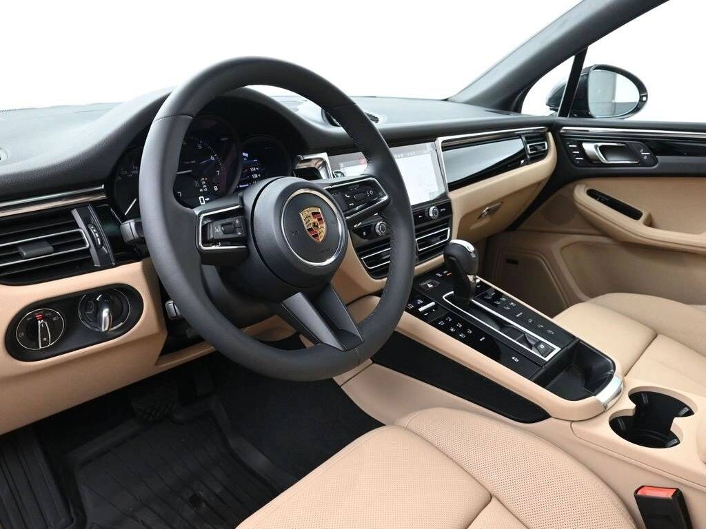 New 2026 Porsche Macan  SUV