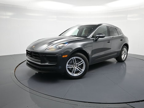 2026 Porsche Macan SUV