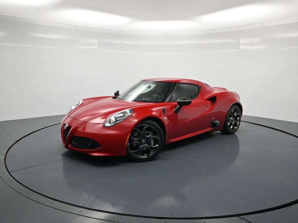2017 Alfa Romeo 4C Base's photo