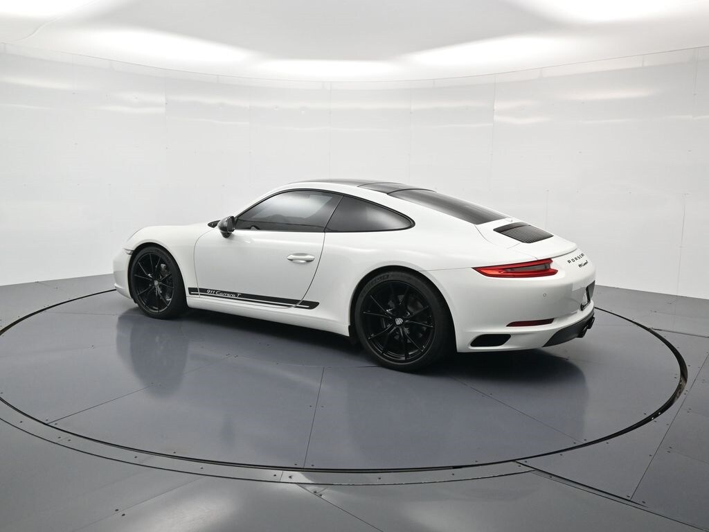 2019 Porsche 911 T photo 3
