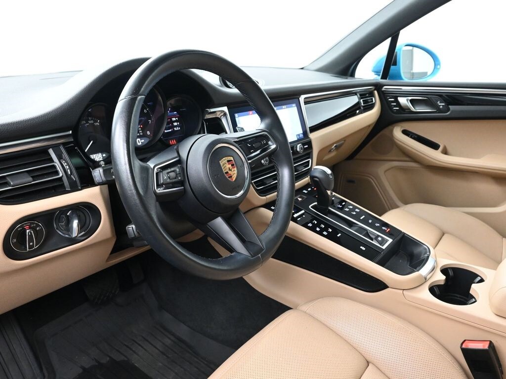 2022 Porsche Macan photo 4