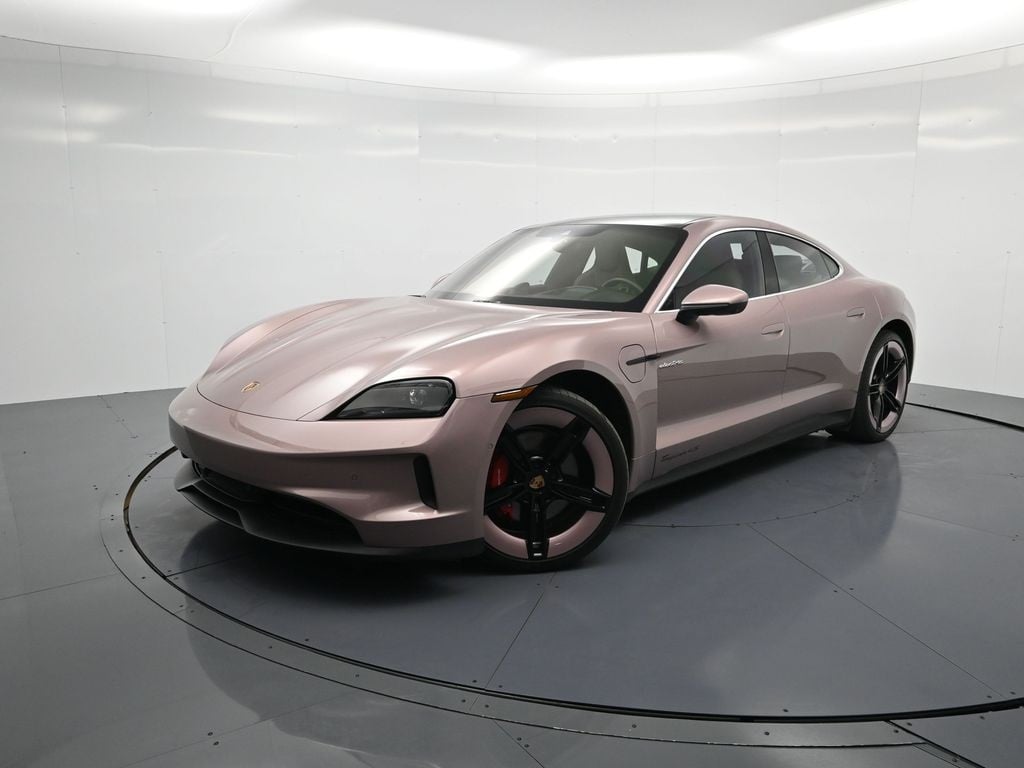 2025 Porsche Taycan S's photo