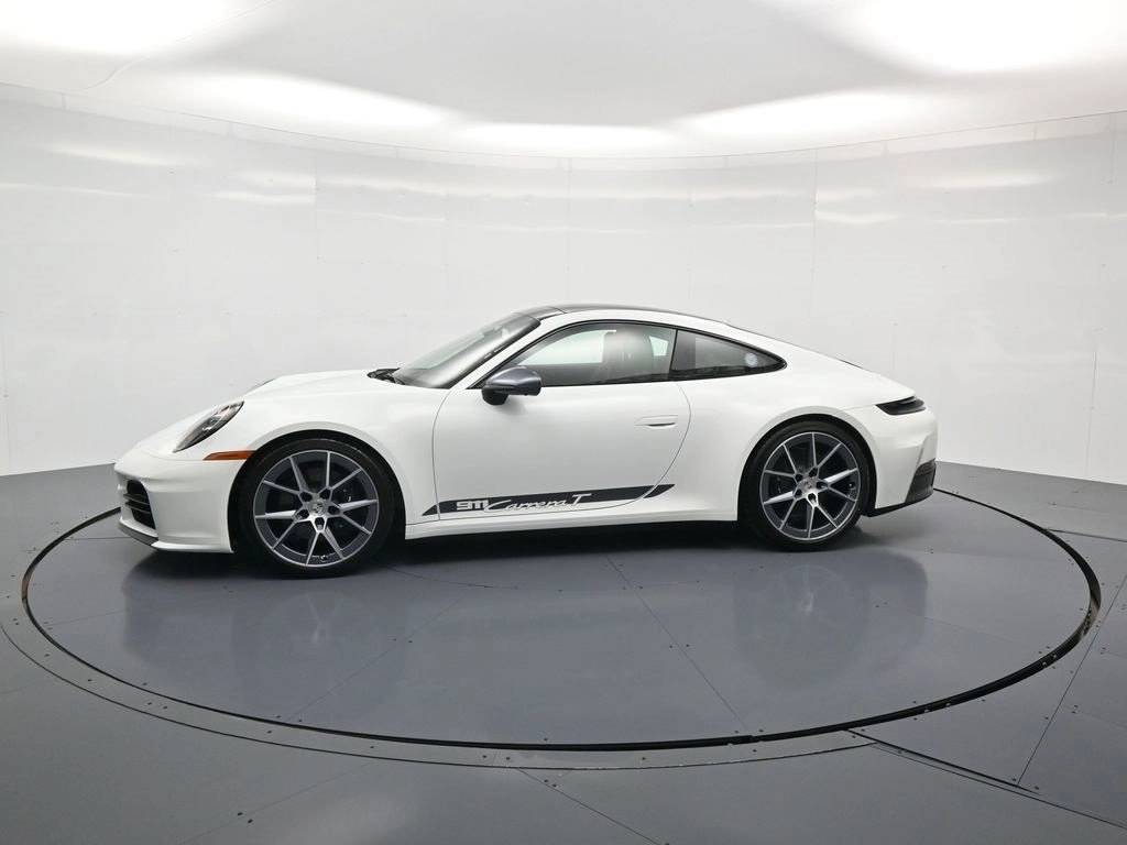 2025 Porsche 911 T photo 2