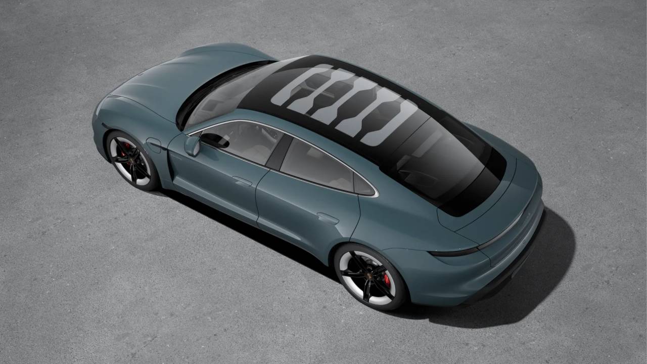 2026 Porsche Taycan 4S photo 4