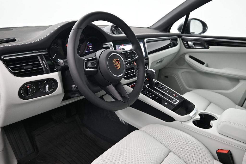 New 2026 Porsche Macan SUV