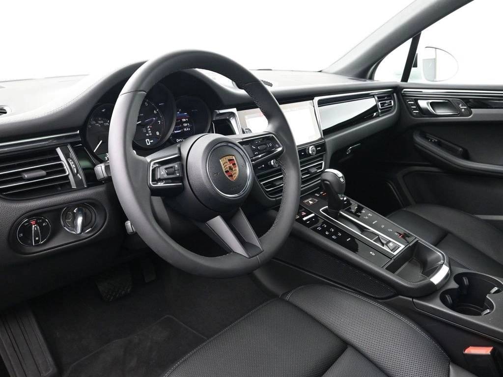 New 2025 Porsche Macan SUV