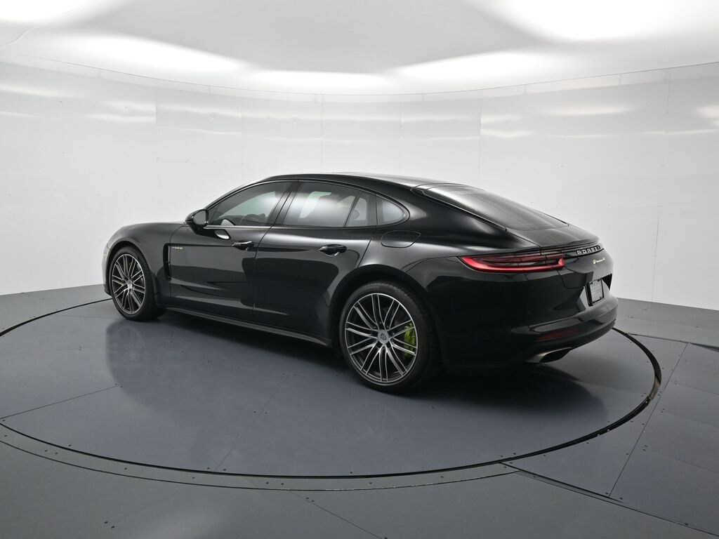 2019 Porsche Panamera E-Hybrid 4 photo 3