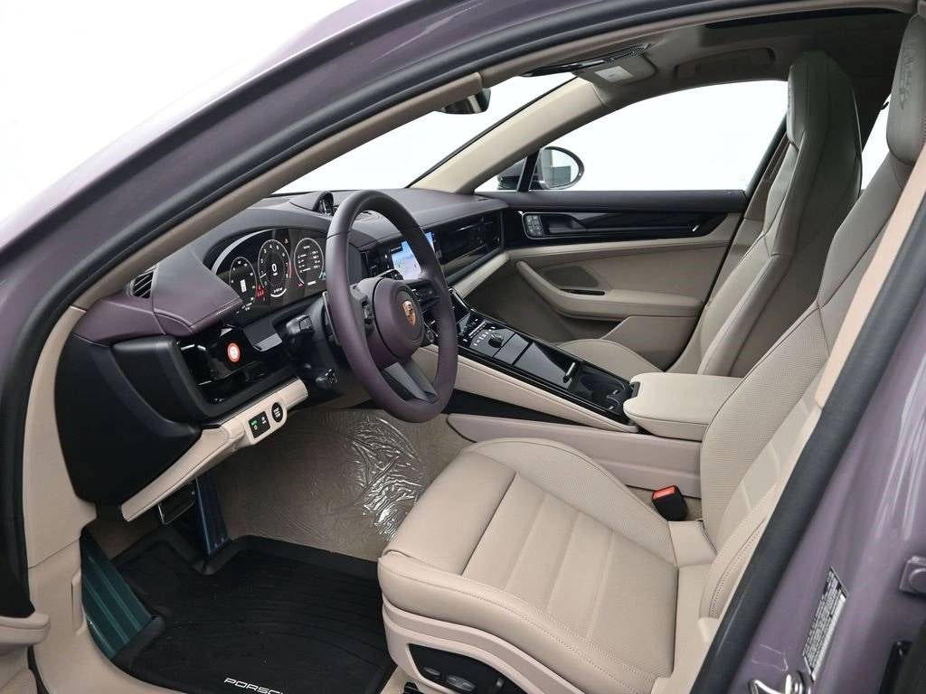 New 2026 Porsche Panamera 4 Hatchback