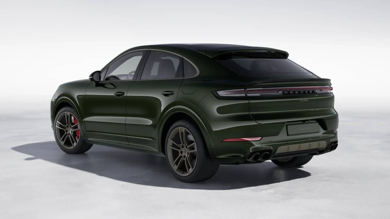2026 Porsche Cayenne Turbo E-Hybrid Coupe photo 3