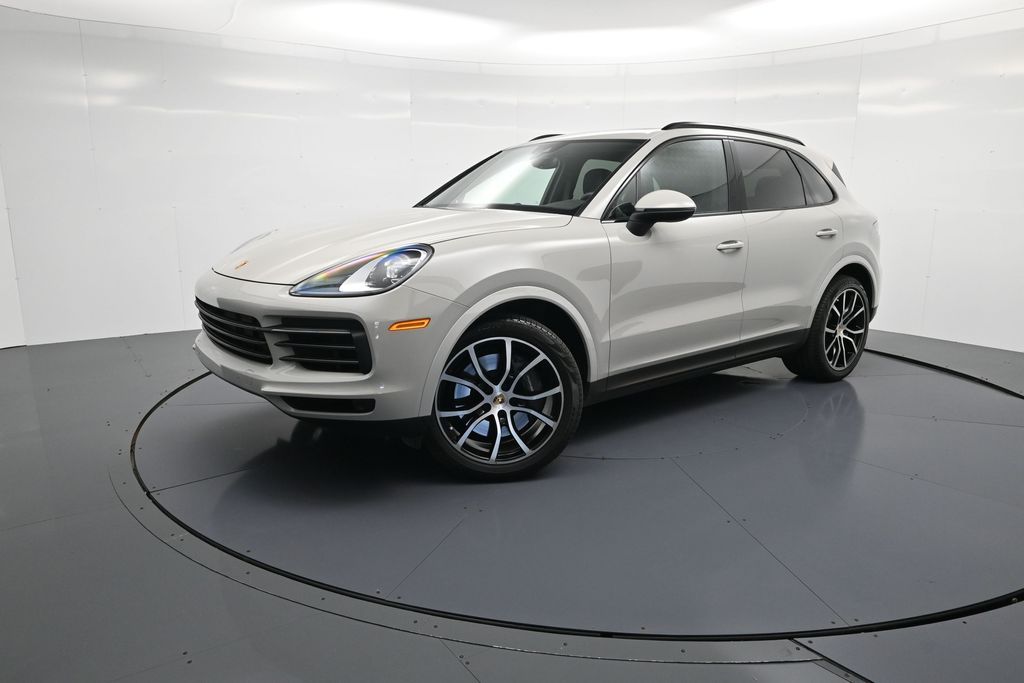 2023 Porsche Cayenne Base