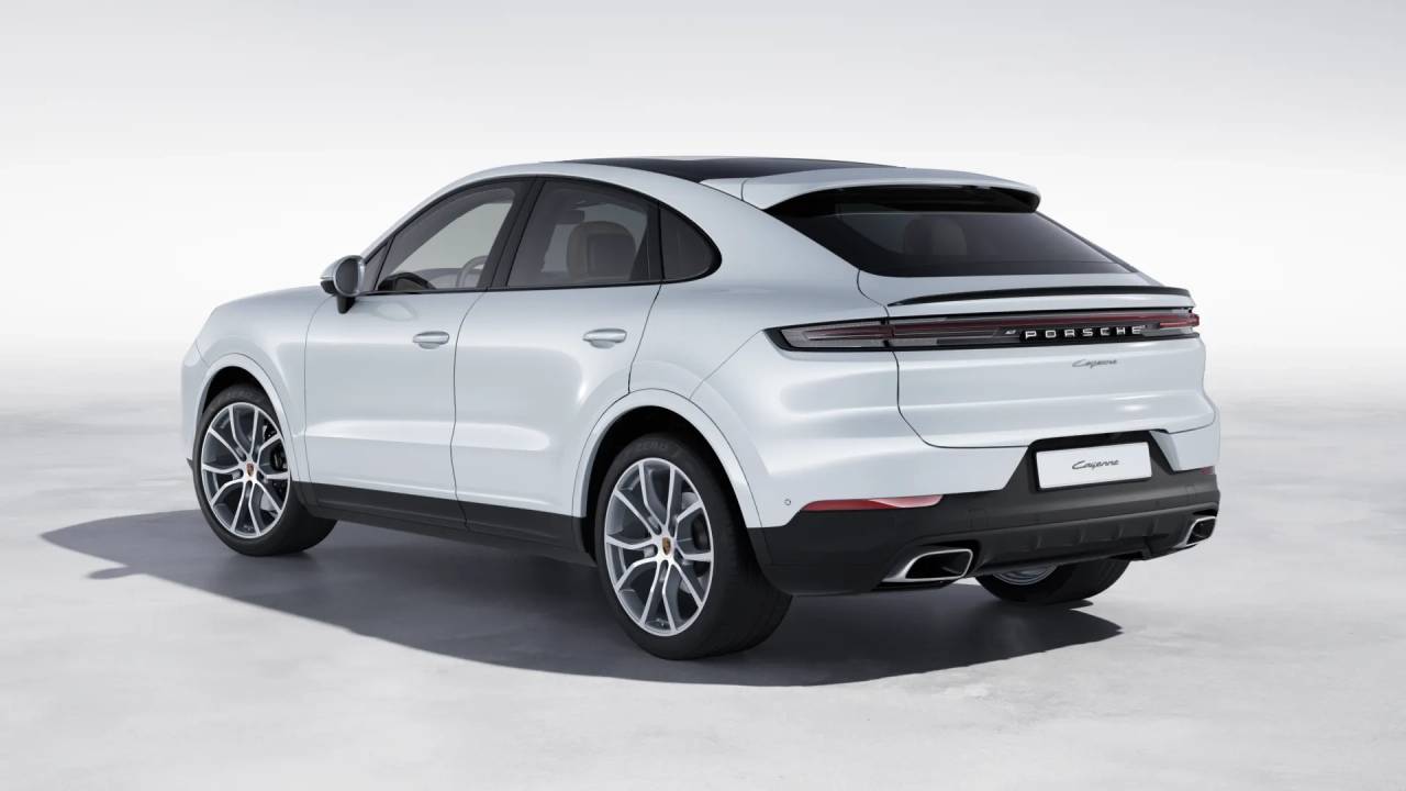 2026 Porsche Cayenne Coupe photo 3