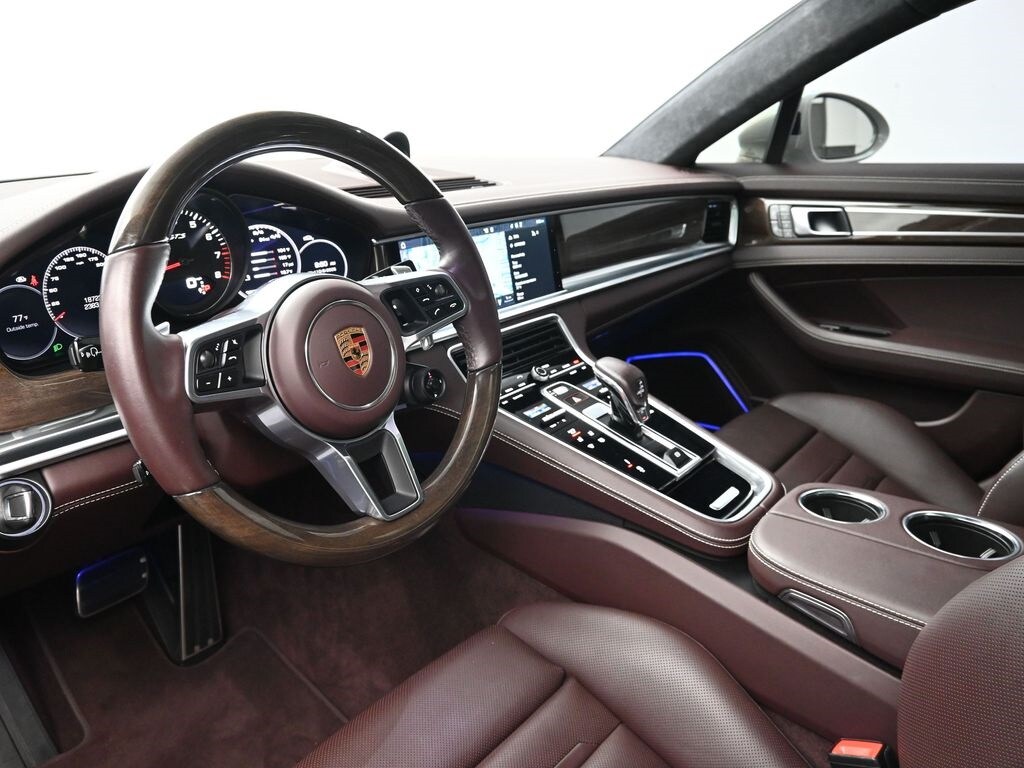 2020 Porsche Panamera GTS photo 4
