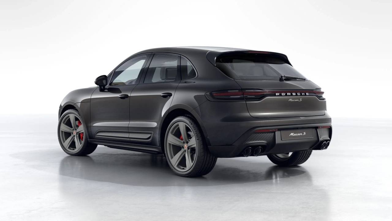 2026 Porsche Macan S photo 2