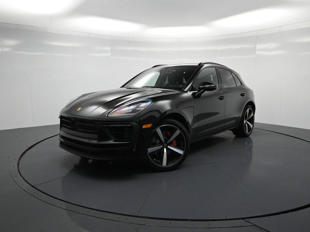 2025 Porsche Macan S