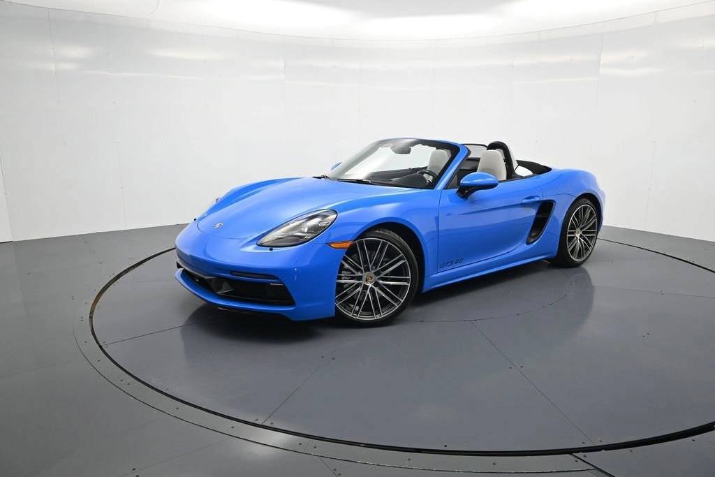 2025 Porsche 718 Boxster GTS's photo
