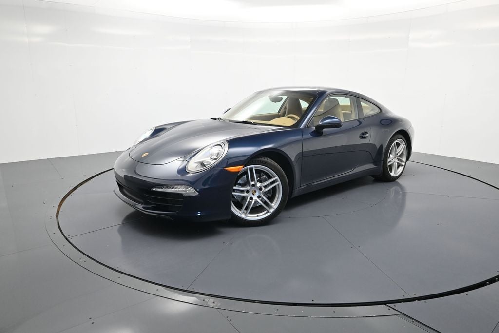 2014 Porsche 911 Carrera 4 Coupe's photo