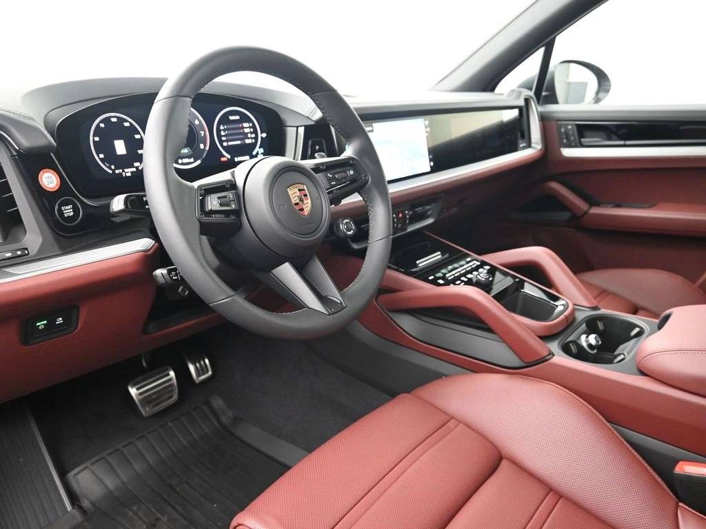 2026 Porsche Cayenne E-Hybrid S photo 4