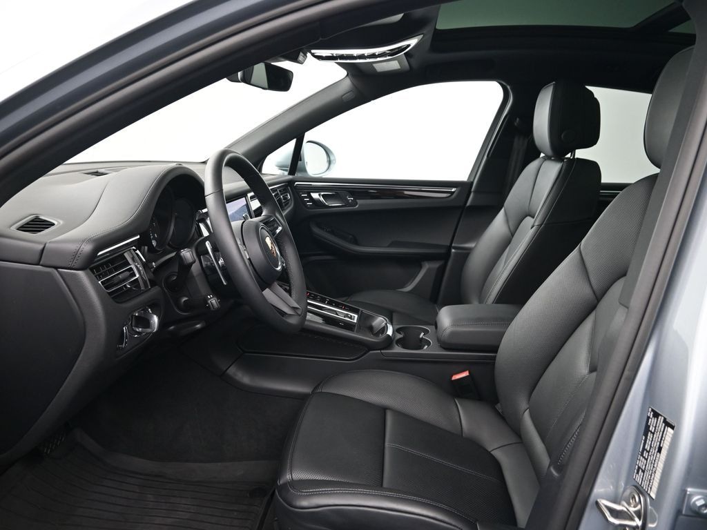 Certified 2026 Porsche Macan SUV