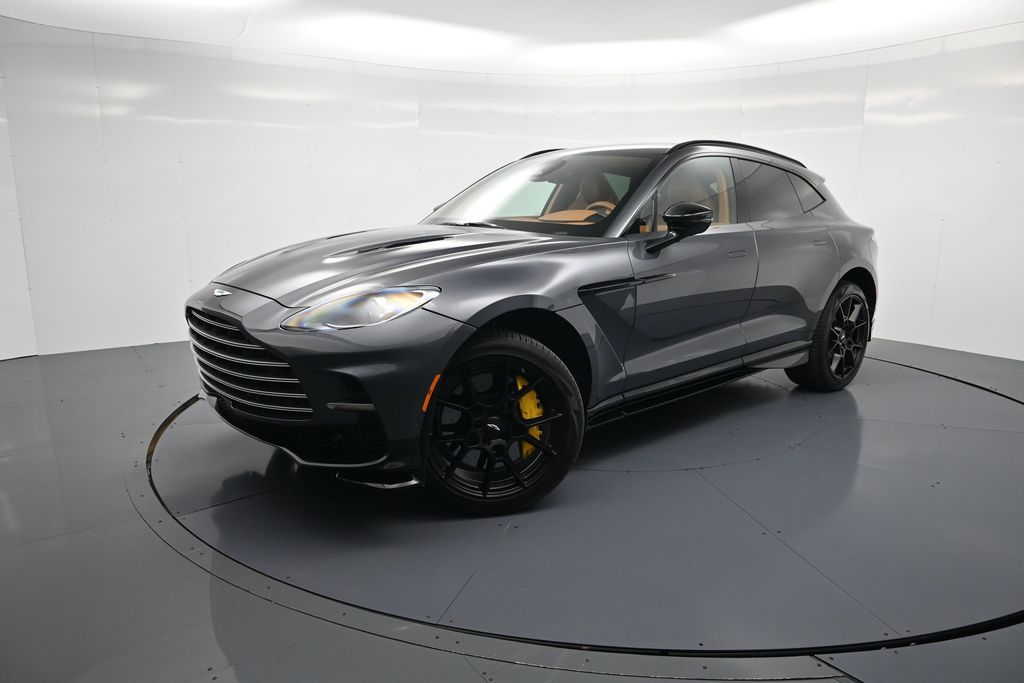 2025 Aston Martin DBX 4.0 V8 707 AWD's photo