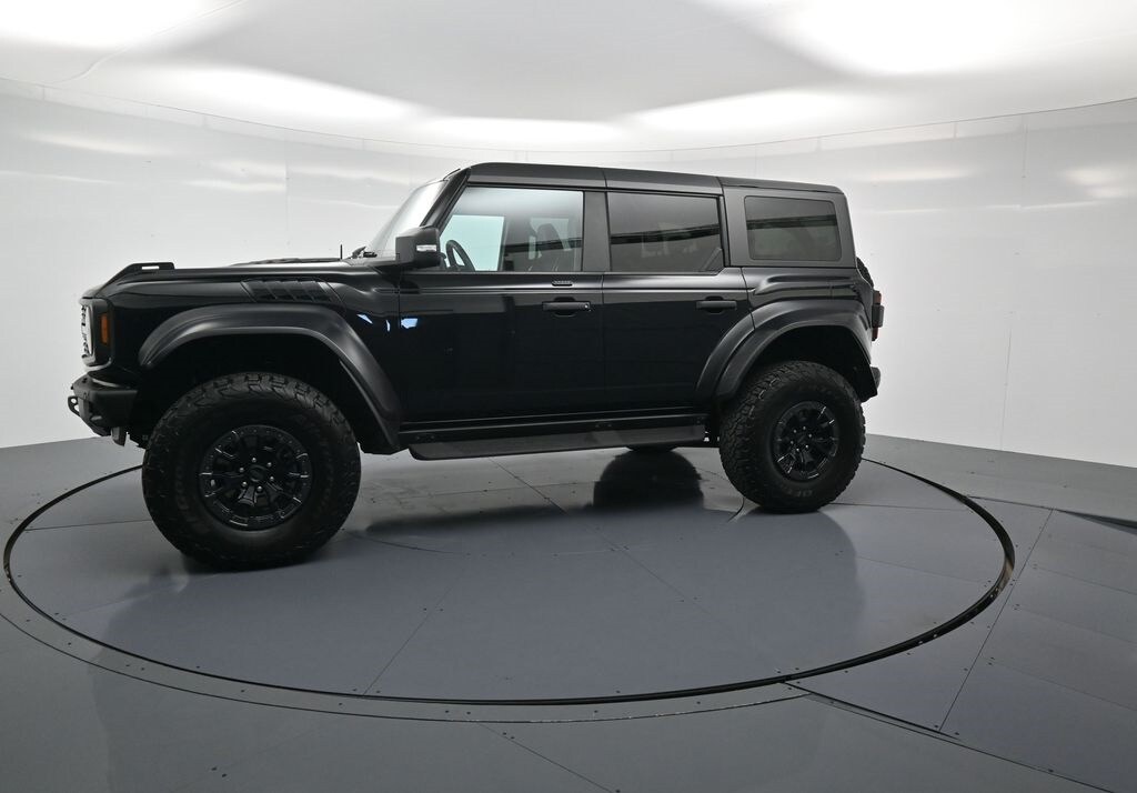 2023 Ford Bronco Raptor photo 2