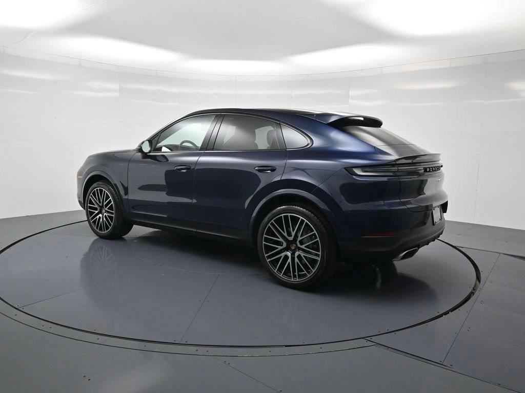 2026 Porsche Cayenne Coupe photo 3