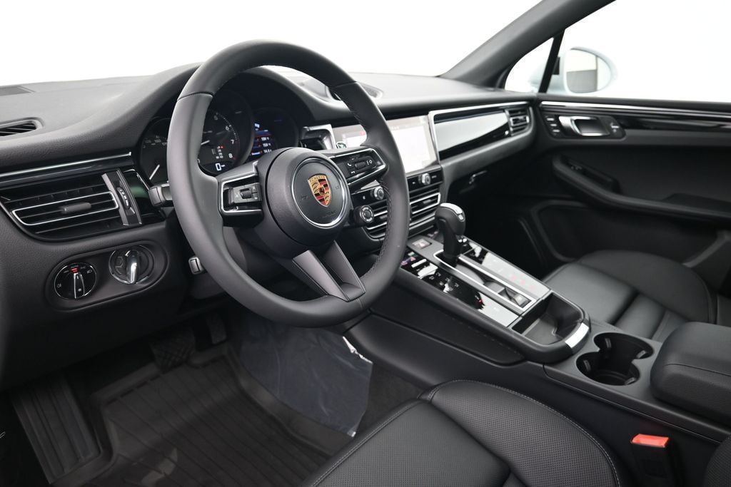 New 2026 Porsche Macan SUV