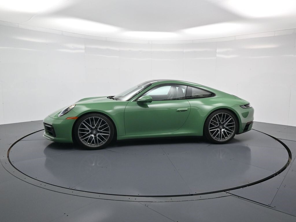 2024 Porsche 911 S photo 2