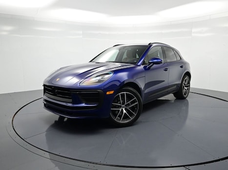 2026 Porsche Macan SUV