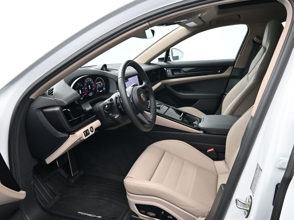 Used 2025 Porsche Panamera Hatchback