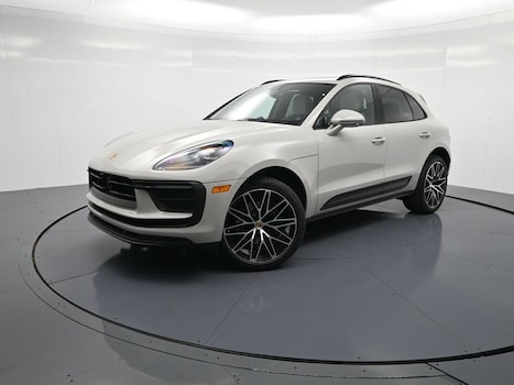 2026 Porsche Macan SUV