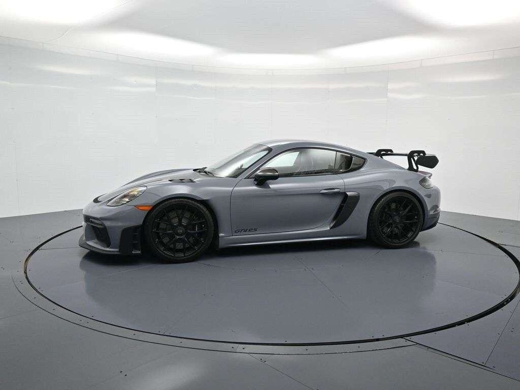 2024 Porsche Cayman GT4 RS photo 2