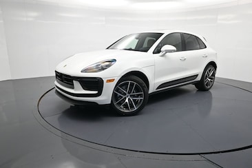2026 Porsche Macan SUV