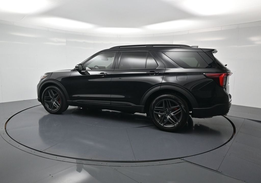 Used 2025 Ford Explorer ST SUV