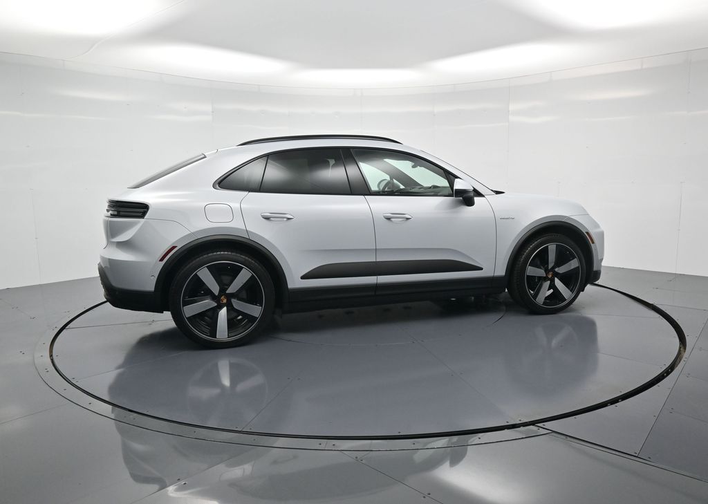 2026 Porsche Macan Base - Photo 30