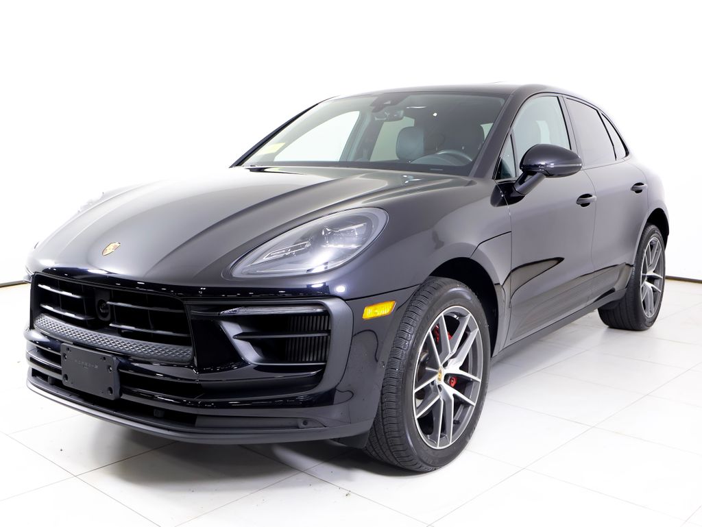 2023 Porsche Macan