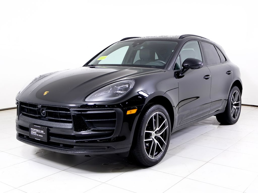 2024 Porsche Macan T