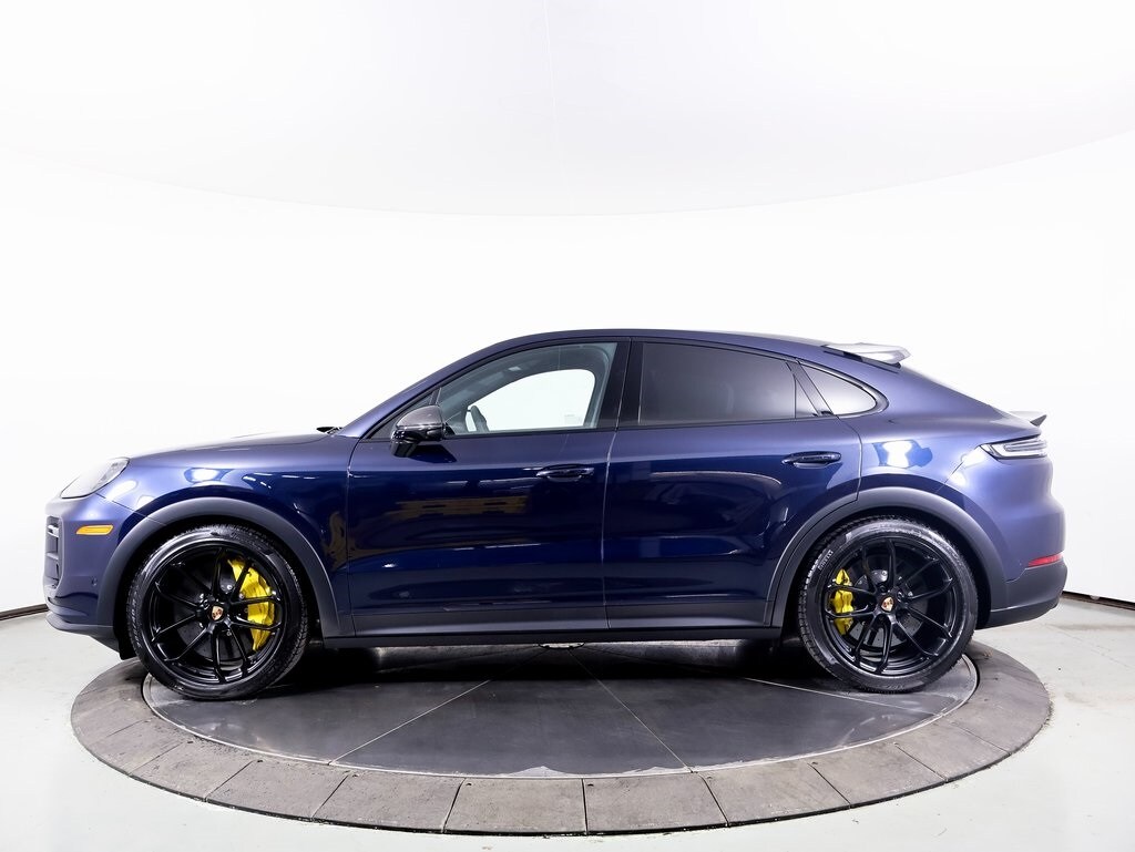 2025 Porsche Cayenne Coupe Turbo GT photo 2