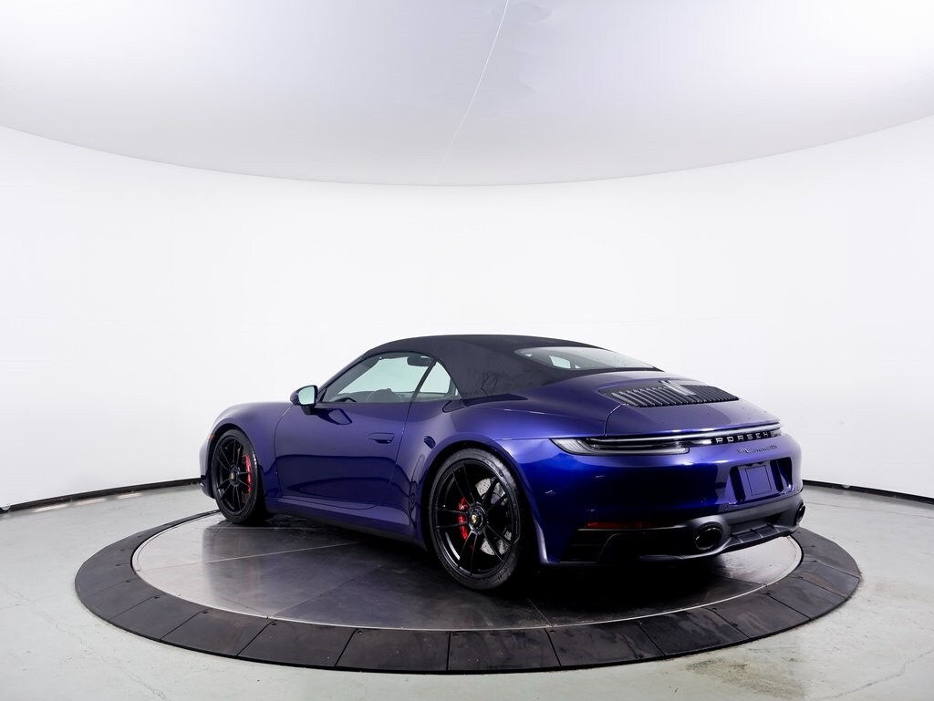 2023 Porsche 911 GTS photo 3